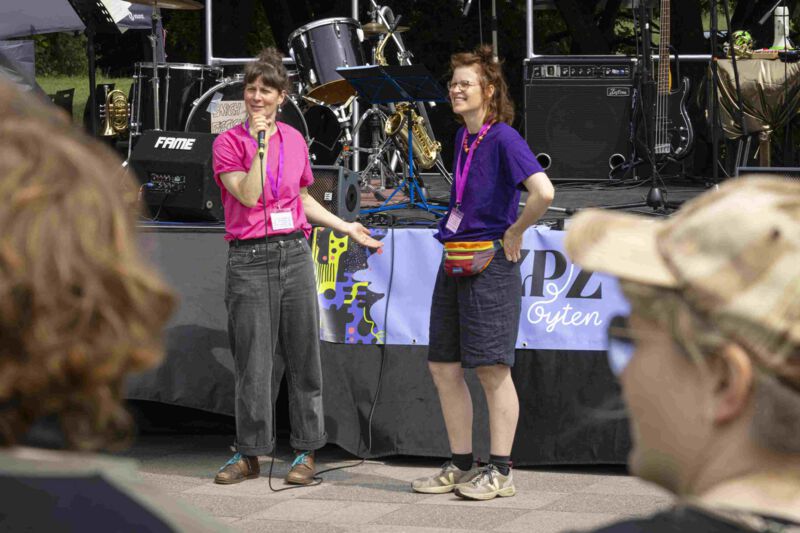 Koordinatorinnen des TZPZ Oyten e.V. Simone Scheidl und Clara Bliefernicht (c)Lina Brockob